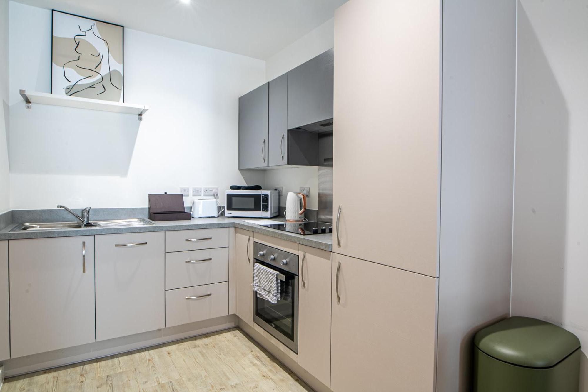 Modern And Spacious Apartment In Salford Quays Манчестер Екстер'єр фото